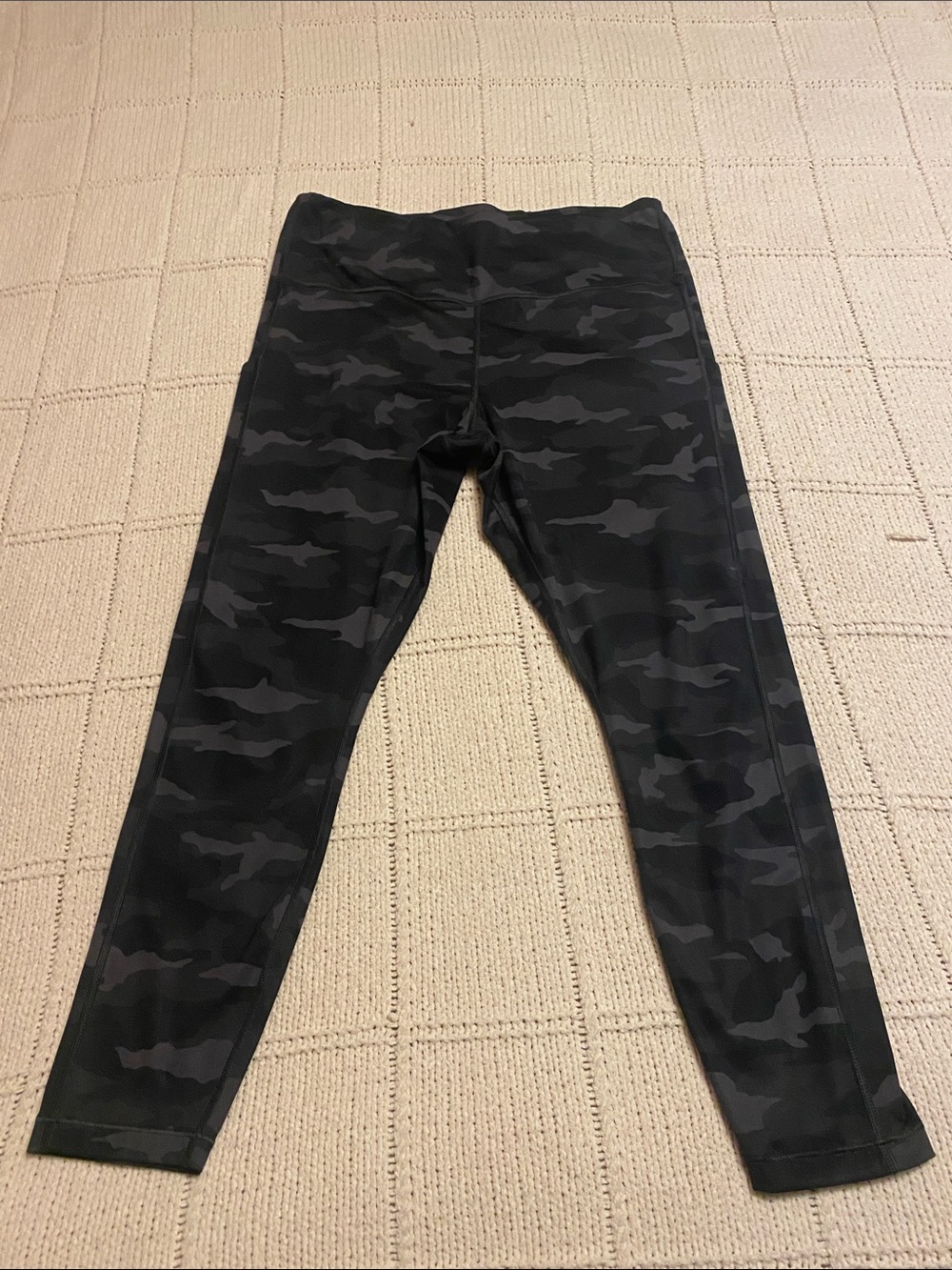 Athleta Girls' Black & Gray Camo Leggings